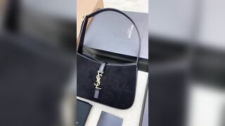 YSL 657228