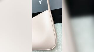 YSL 657288