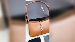 YSL 657288