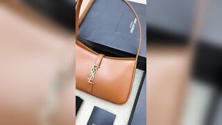 YSL 657288